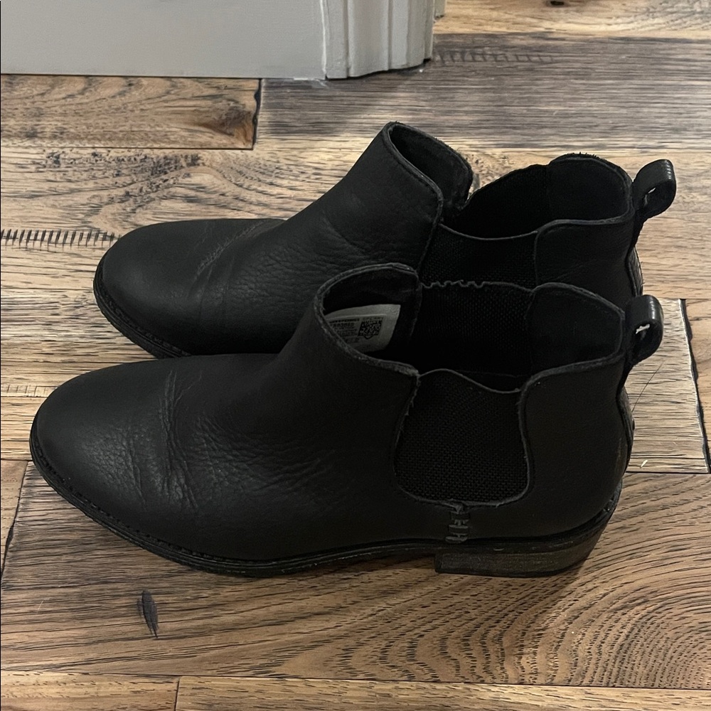 Sperry Black Ankle Booties